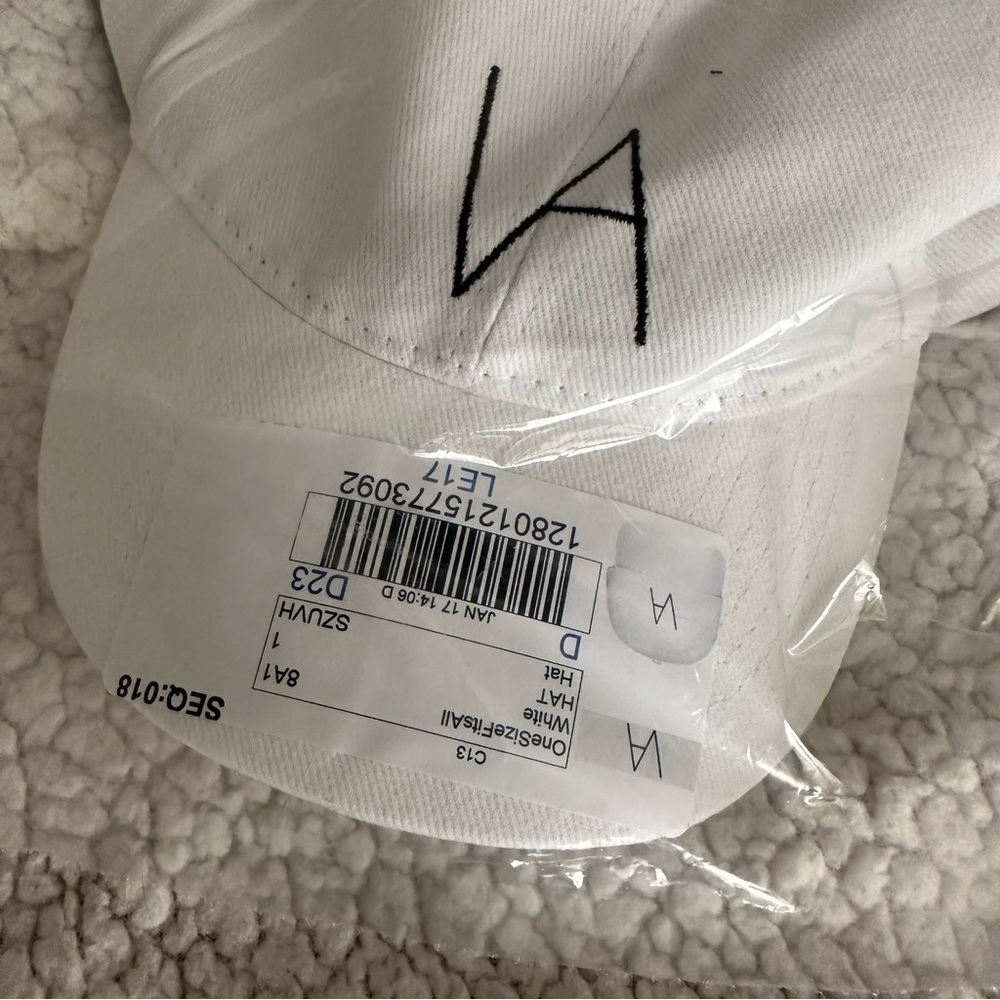 VA Hat - Picture 2 of 3